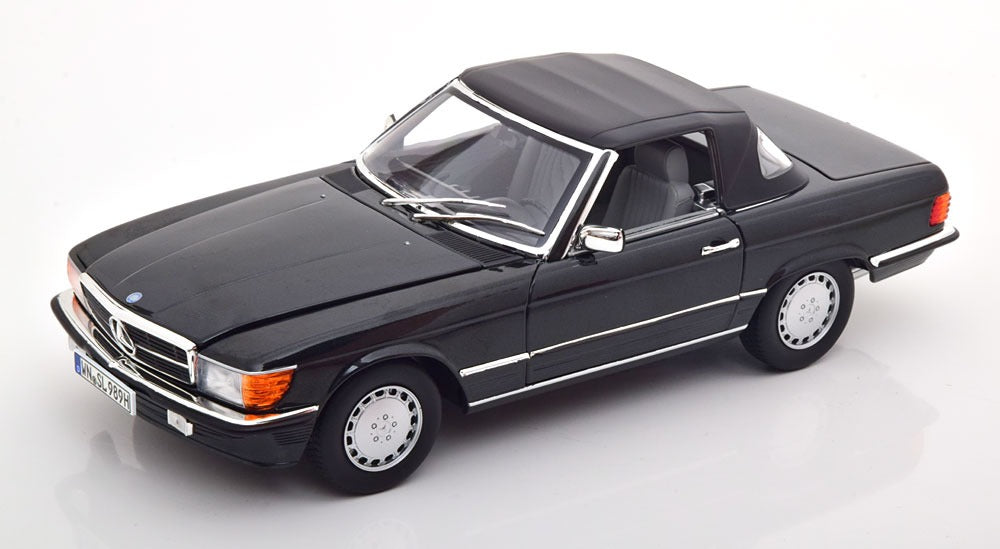 Mercedes 300SL R107 with Hardtop