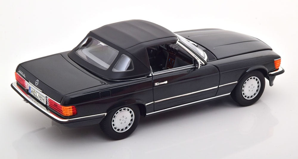 Mercedes 300SL R107 with Hardtop